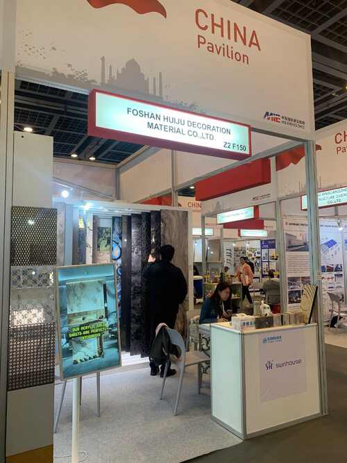 에 대한 최신 회사 뉴스 두바이 빅 5 글로벌 2024에서 SUNHOUSE: 중동 건축 재료 시장의 기회를 탐구