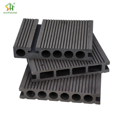 Modular 20mm WPC Deck Tiles , WPC Interlocking Deck Flooring For Kitchens / BBQ Areas